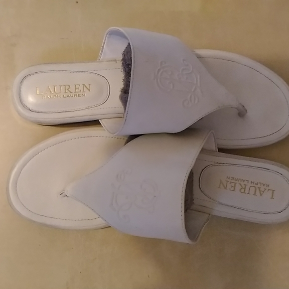 Ladies "Lauren" by Ralph Lauren Monogram Sandal - Picture 5 of 5